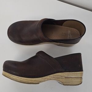 DANSKO Professional Dark Brown Leather Clogs Size 41
